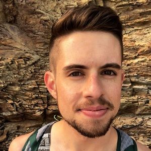 Meet your Posher, Cameron